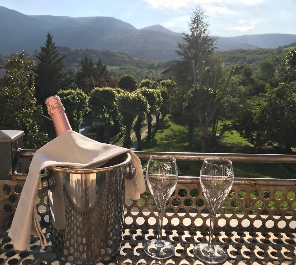 Logis Hotel Restaurant Le Castel Fleuri Saint-Jean-en-Royans Εξωτερικό φωτογραφία