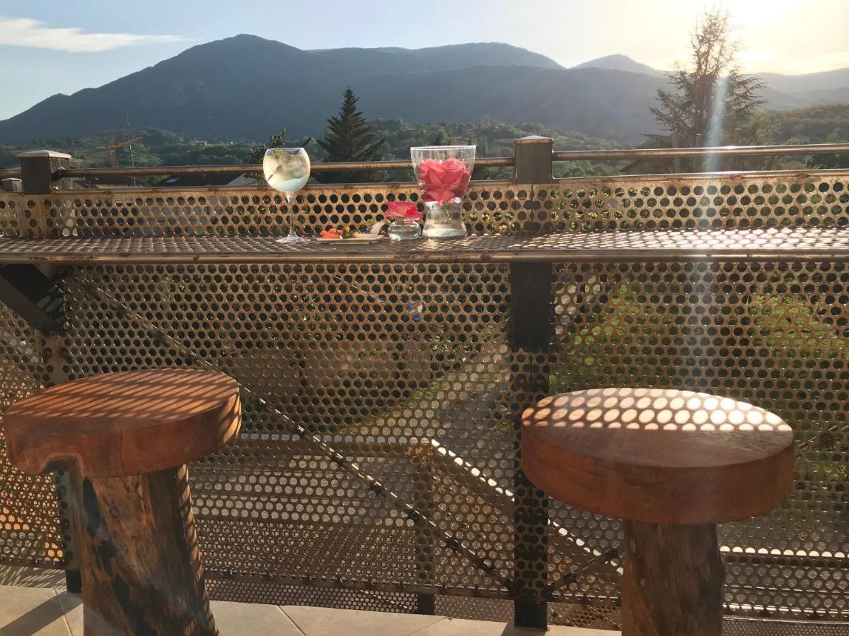 Logis Hotel Restaurant Le Castel Fleuri Saint-Jean-en-Royans Εξωτερικό φωτογραφία